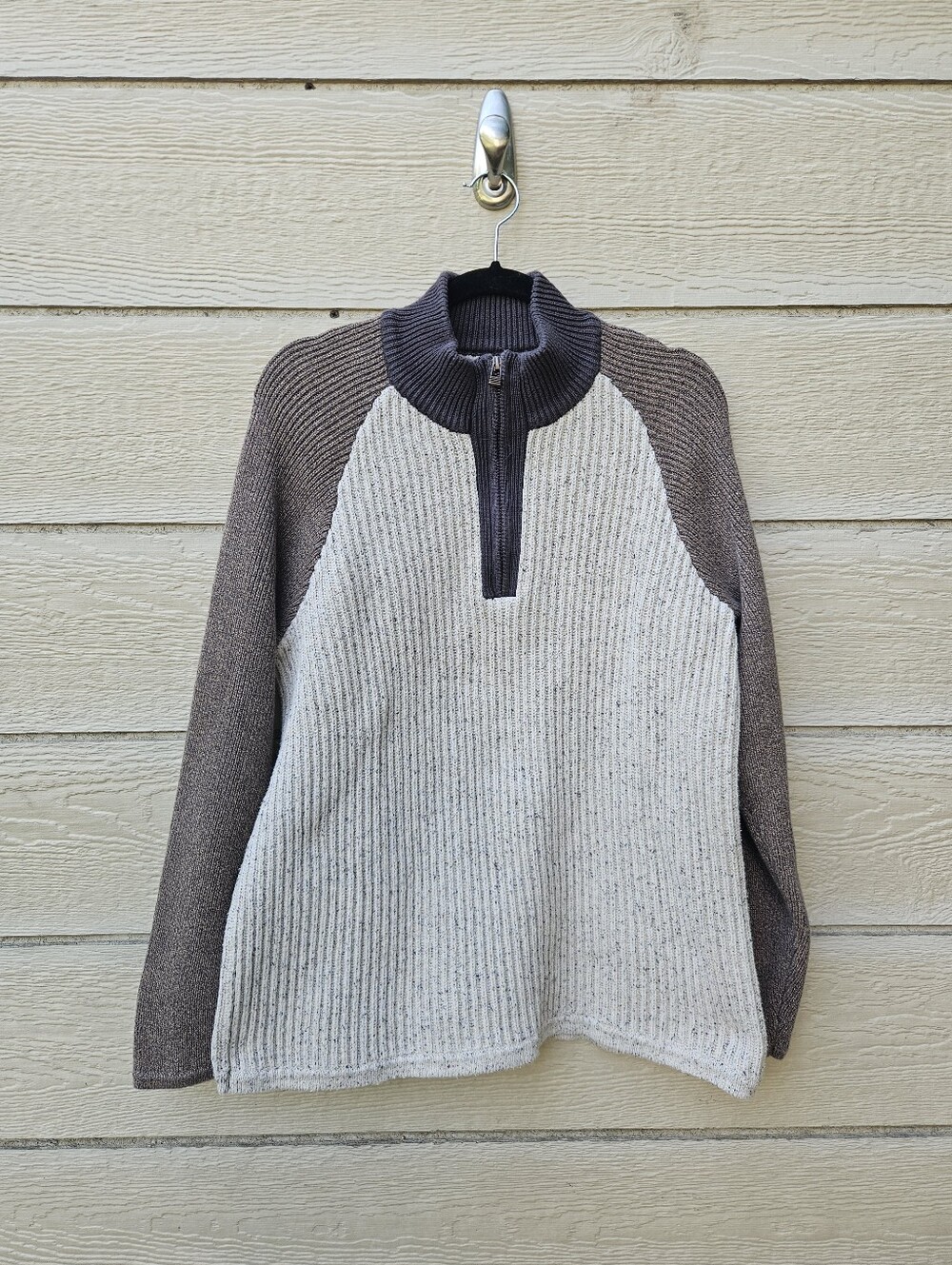 Carbon 2 Cobalt beige and brown cotton quarter zip sweater large